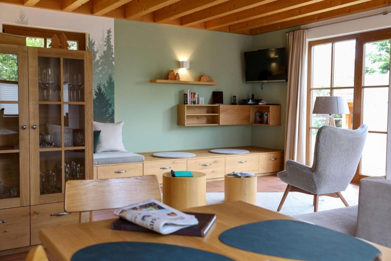 Schwarzwald Chalets ฟรอยเดนชตัดท์ ภายนอก รูปภาพ