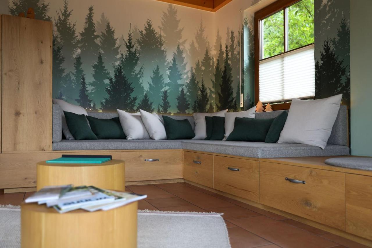 Schwarzwald Chalets ฟรอยเดนชตัดท์ ภายนอก รูปภาพ